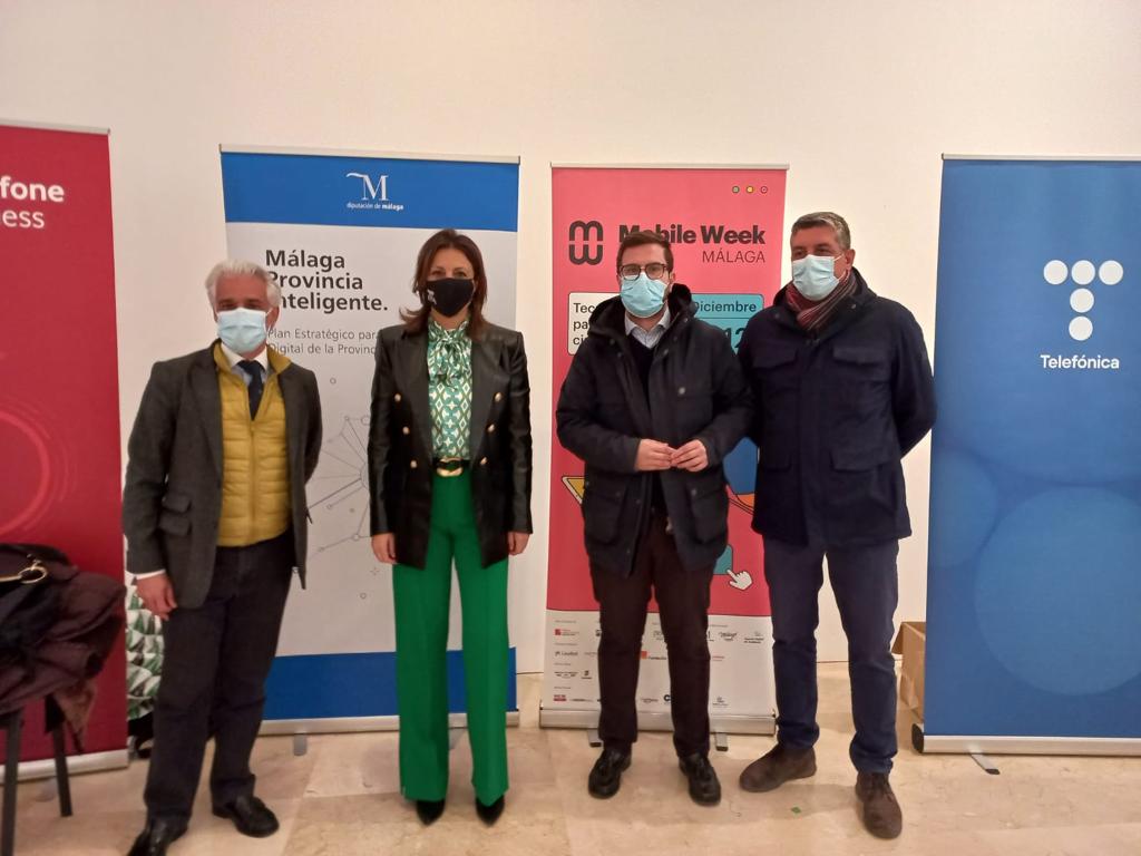 Alcaldesa de Ronda y personal funcionario